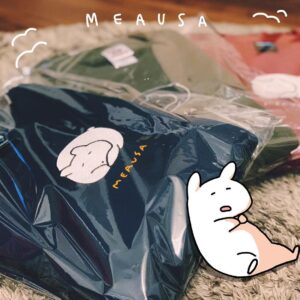 Mary Instagram - 🐰﻿
ぬ﻿
Instagram、ストーリーばかり更新しておりました。﻿
みんな、げんき？﻿
刺繍トレーナー、ほとんど完売してしまったようで…﻿
ありがとう( ´:ω:` )﻿
﻿
発送は、BOOTHさん側で行っている
入庫作業が終わり次第になります！﻿
(刺繍トレーナー、カレンダー、
ブランケット、パーカー、ポーチ一部 等です)﻿
﻿
(公式には7～16営業日以内と書いていて、
とてもあやふやなの、早い時は早いんだけどな…)﻿
﻿
2月にまた、再入荷予定あるので待っててね💭﻿
﻿
﻿
﻿
﻿
#めありー #めあうさ #meausa #トレーナー