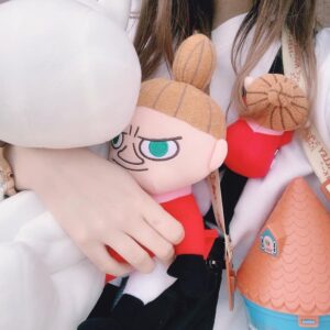 Mary Instagram - ◻﻿
﻿
念願の！﻿
ムーミンバレーパーク！﻿
﻿
埼玉県飯能市に﻿
3月できたばっかりみたい。﻿
敷地の広さと収容人数が﻿
ぜんぜん比例してなくて﻿
ディズニーより混雑してる気がした。笑﻿
ムーミン屋敷も入れなかったので
外から見るだけ…う…
﻿
にまいめは満足げなめありーさん﻿
あほみたいに買い物しまひた。﻿
﻿
﻿
#ムーミンバレーパーク﻿
#﻿たのしかった
#ムーミンかわいい