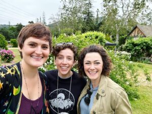 Mary Chieffo Instagram - friends & flowers & forests, oh my 

🌿🌸🪻🌱🌼🌹🍃🌺🌷