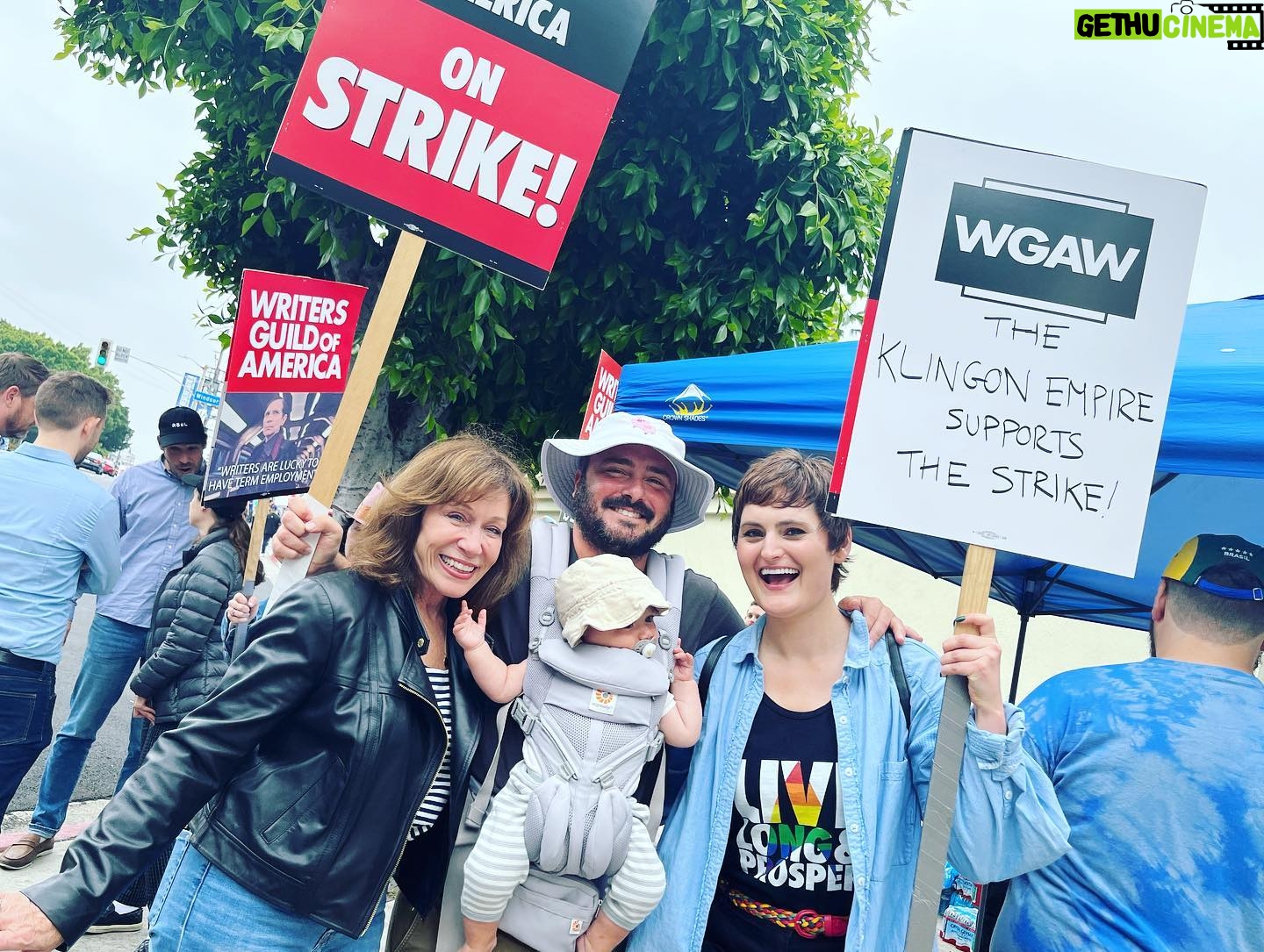 Mary Chieffo - 1.5K Likes - “wa’ Dol nIvDaq matay’DI’ maQap”
“We succeed together in a greater whole.”
— Klingon proverb
Amazing #StarTrek & #SAGAFTRA solidarity yesterday with the #WGAStrike at Paramount Studios!
#wgastrong #solidarity #startrekdiscovery #klingon #LLAP #representationmatters #IDIC