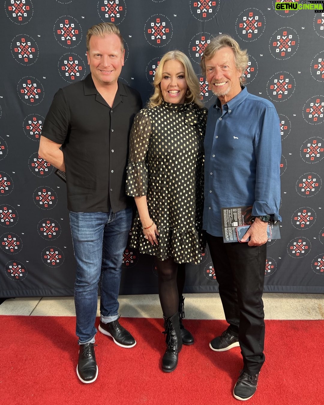 Mary Murphy - 678 Likes - Back together with Nigel and Kris Lythgoe again to support a great cause!! Congratulations to Laroslav and Lillia Bieliei for putting the whole night together to raise money for Ukraine!! #ballroom #sytycd #ukraine #love