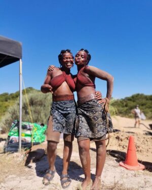 Masali Baduza Instagram - YOU GUYS it’s been a wild couple of weeks thank you so much for coming out to support our film and making it the #1 movie in America! I’m excited for the rest of the world to see it - SOUTH AFRICA 30 SEPTEMBER 🥹🎉 
thank you to everyone who made this experience so special 🫶🏾