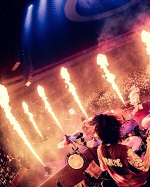Masato Instagram - “HOMECOMING” LIVE AT NIPPON GAISHI HALL 
Photos by @yamada_mphoto 
#coldrain
