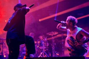 Masato Instagram - “HOMECOMING” LIVE AT NIPPON GAISHI HALL 
Photos by @junpeihiyoshi 
#coldrain