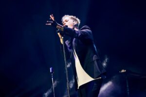 Masato Instagram - “HOMECOMING” LIVE AT NIPPON GAISHI HALL 
Photos by @junpeihiyoshi 
#coldrain