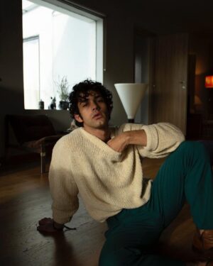 Massimiliano Caiazzo Instagram - 🍀.

Ph: @gioelevettraino