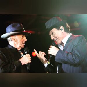 Massimo Ranieri Instagram - Charles, sei sempre con me nelle mie tournée,  in qualsiasi momento ❤️❤️❤️