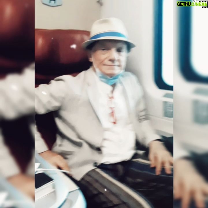 Massimo Ranieri - 5.5K Likes - Ciao Torino...che ricordi!!
#torino #leroi #working #train #travelling #cinema