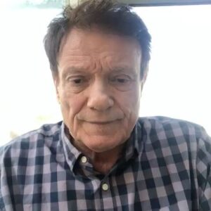Massimo Ranieri Instagram - @morandi_official @albano_official_  @giovanniallevi @giulianosangiorgi_official  @morganofficial  @mattinaraiuno @tg2rai @rainewsofficial @fausto.pellegrini61 @tg2rai @marziaroncacci @ammendolaroberta  @pomeriggio5tv @barbaracarmelitadurso  #tutti e grazieee a tutte le #radio!!
 ❤️❤️❤️❤️❤️❤️❤️