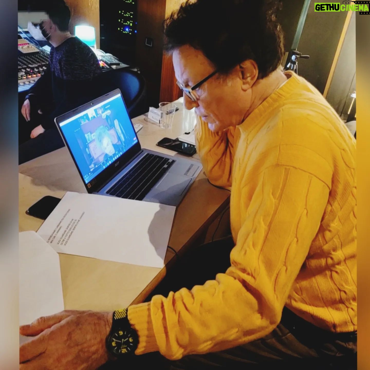 Massimo Ranieri - 4.8K Likes - Eccomi qua e come al solito...sto lavorando š
š
š
Non vedo l'ora di farvi sentire quello che stiamo facendo!!!
@gino.vannelli
@adamusicitaly
@narinternational
@forum_studios