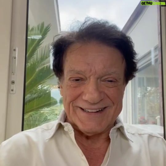 Massimo Ranieri - 16K Likes - Grazie a tutti per aver accolto con il "sorriso" questa mia canzone di Natale e grazie alla mia adorata sorellina @mara_venier e a tutto lo staff di @raidomenicain š
š
š
#sorridiĆØnatale
@rai1official
@narinternational
@warnermusicitaly
@adamusicitaly