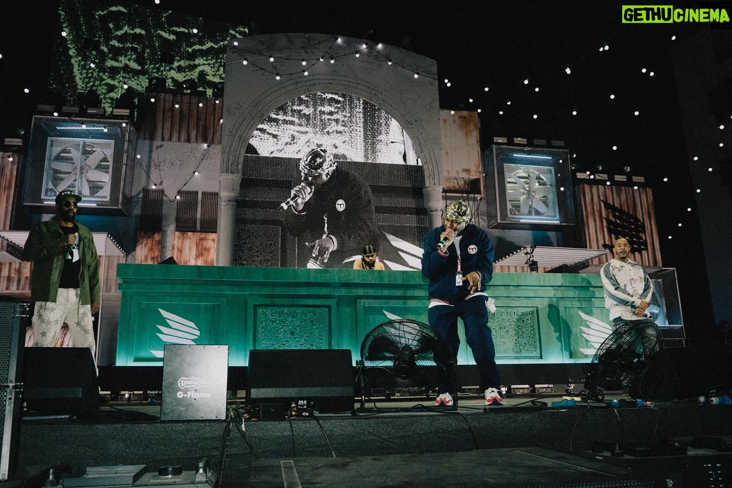 Masta Killa - 3.2K Likes - “93 Million Miles away from… Came one to represent the Nation”
📸: @mistasafwan @fulanient
#MastaKilla #WuTang #TheSagaContinues 👐🏾🐝
#WuTangclan #WuWednesday #WuTangisForTheChildren #Wutangforever #SaudiArabia #mdlbeast