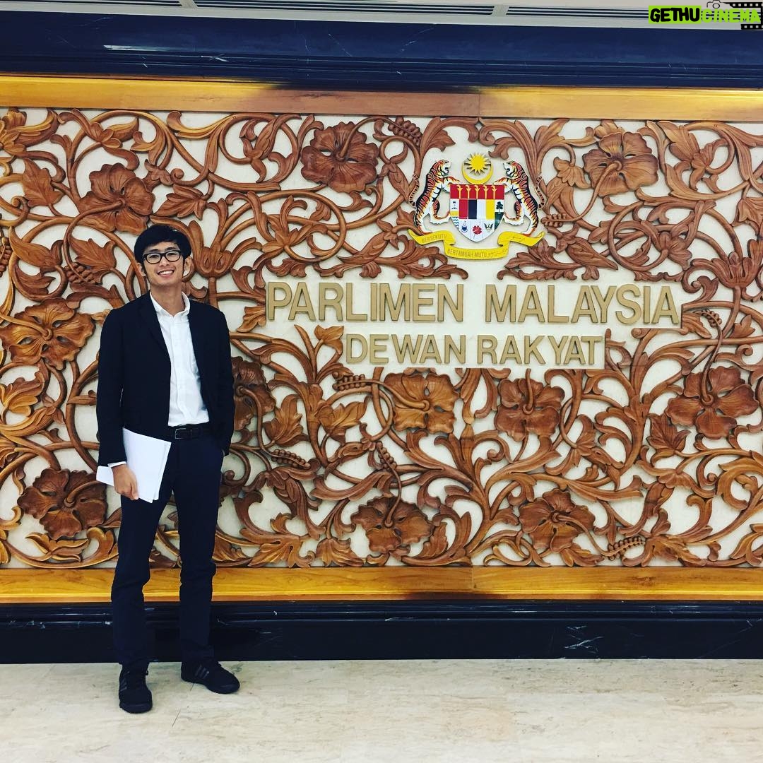 Mat Luthfi - 10.5K Likes - Last week meeting dekat Parlimen.