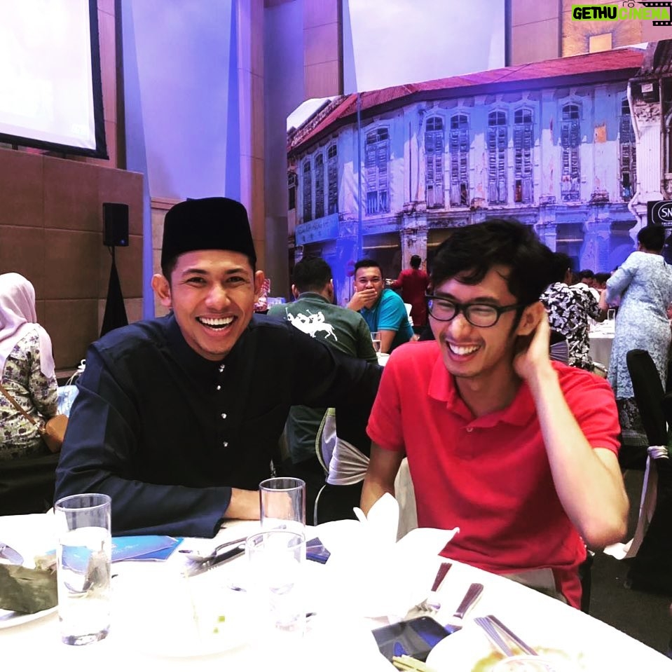 Mat Luthfi - 19K Likes - Happy Belated Raya from PapaM 🎉
