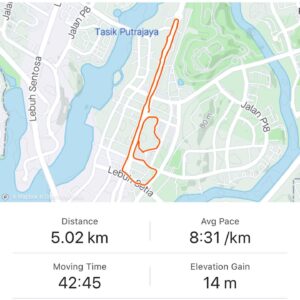 Mat Luthfi Instagram - Yesterday I ran with Suha Kipchoge and Tikah Khenak around Putrajaya.

Our Finance Minister Tengku Zafrul happened to run at the same place and time but we didn’t see him. If we did, I’d ask for government subsidy for running distance too.

Some people did say hi. One of them even cat-called me. Luckily I had two muslimah ajnabi protecting me, a free hair from further harassment 😂

After an excruciating 5 km, we were all exhausted and thank God there’s a convenient store nearby run by my family.

So we bought our breakfast at Family Mart.

Tikah wasn’t happy when she saw the calorie index on the container. I said calm down let’s look at it this way:

Calories burnt = 293 Cal
Bihun goreng = 380 Cal
Being able to deceive yourself = Priceless