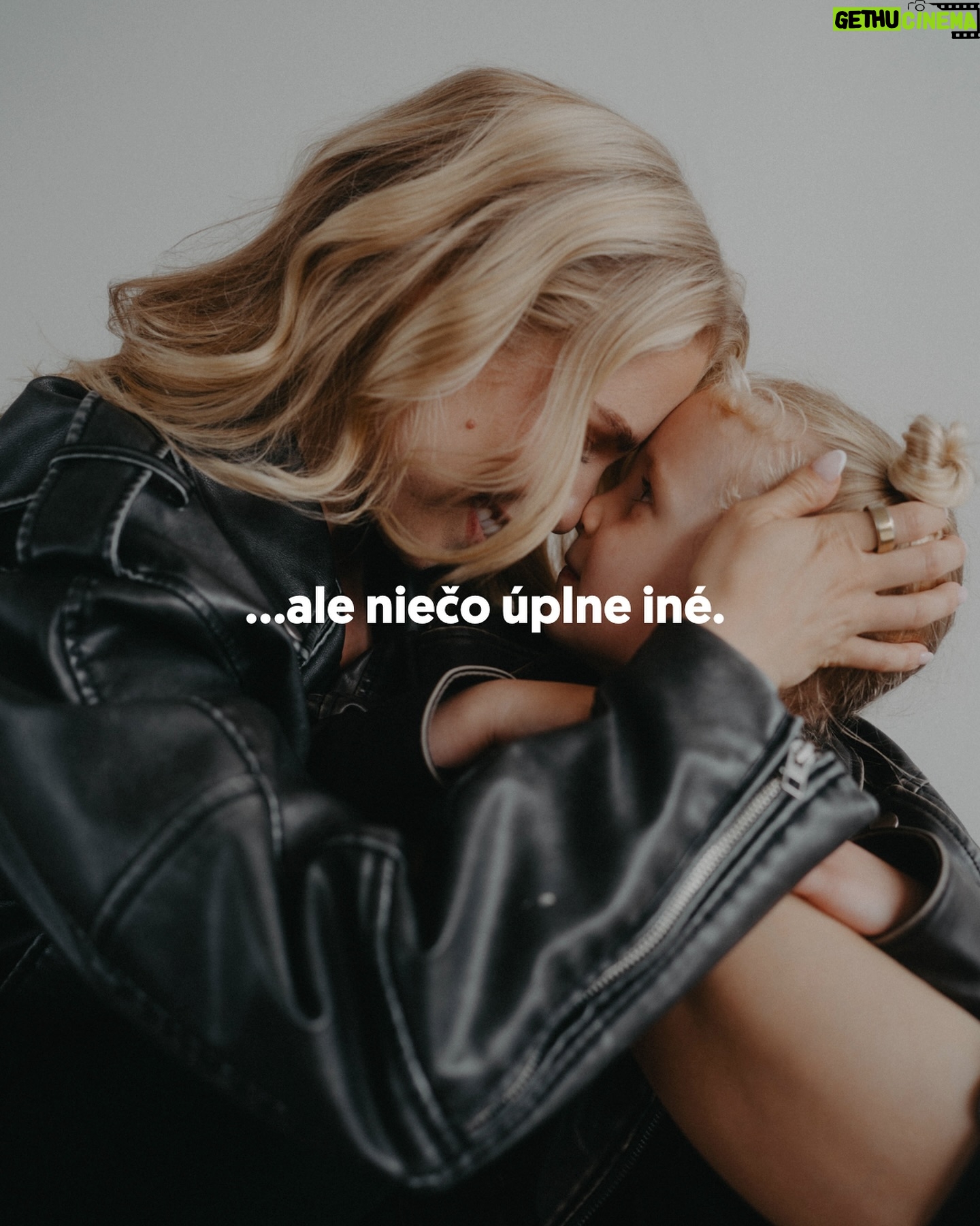 Matej Cifra - 32.5K Likes - Čo by som vám povedala, ak by ste sa ma spýtali na rodinu.
📷 @katarinaslesar
#styling @who.is.laska
#muah @makeupbykatka