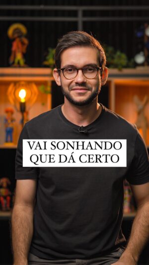 Matheus Boa Sorte Instagram - "Um sonhador, pra sonhar tem que saber que pra fazer acontecer, persistência é o caminho pra ir em frente nem sempre é ruim ter de voltar[...]"🎶❤️
-
Piano: @robgow86
-
Música:  Vai Sonhando Que Dá Certo/ Intérprete: Matheus Boa Sorte / Composição: Matheus Boa Sorte e Jussye do Acordeon 
-
#MatheusBoaSorte #VaiSonhando #Música #Poesia #Reels #Amor #Musica