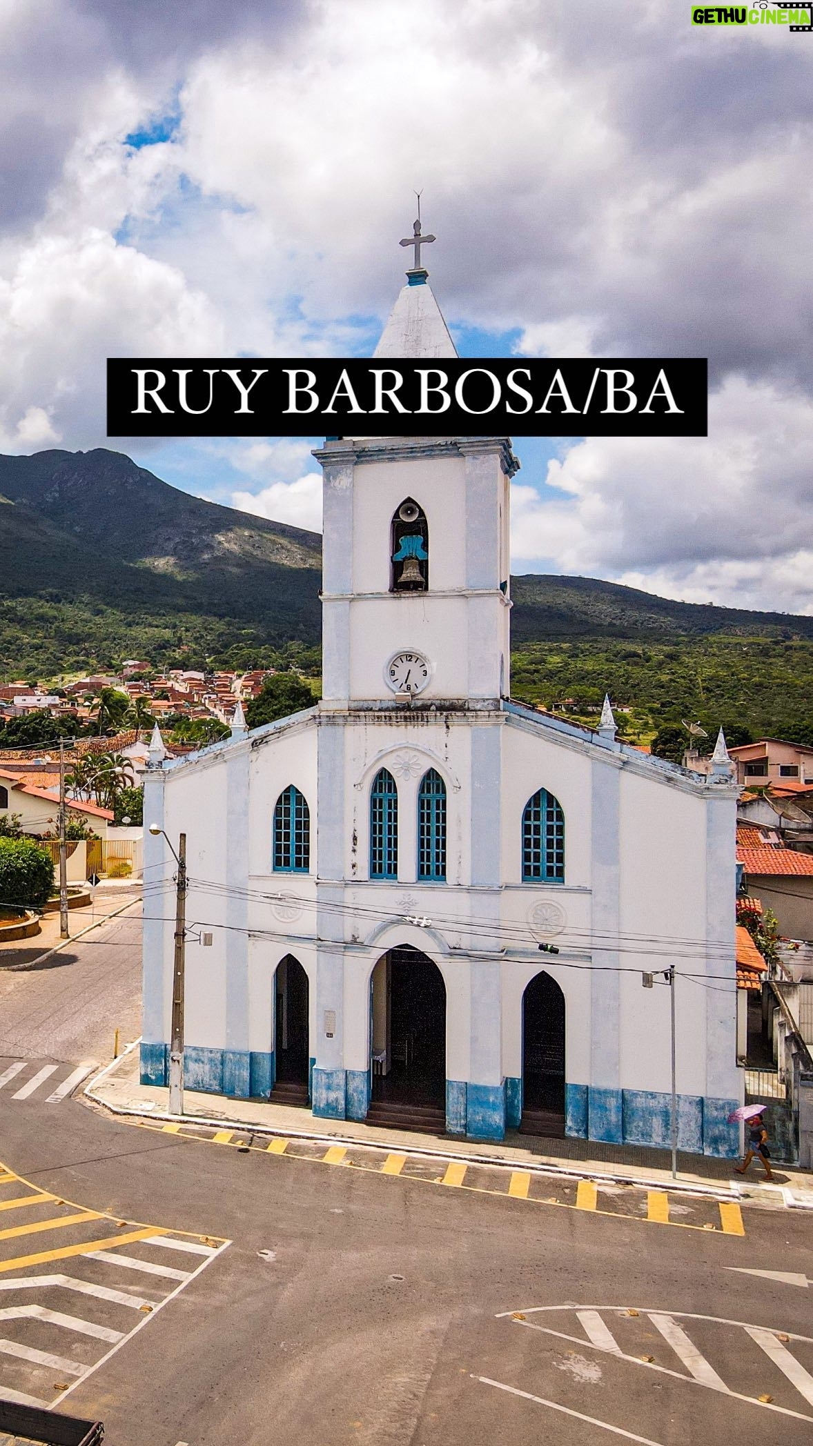 Matheus Boa Sorte - 5.1K Likes - Ruy Barbosa, na Bahia, cidade de muitos amigos, da Serra do Orobó, da boa carne do sol e de uma gente receptiva e feliz. Terra que eu verdadeiramente gosto demais.
-
#RuyBarbosa #RuyBarbosaBahia #Bahia #Interior #Orobo #Orobó #MatheusBoaSorte #BoaSorteViajante