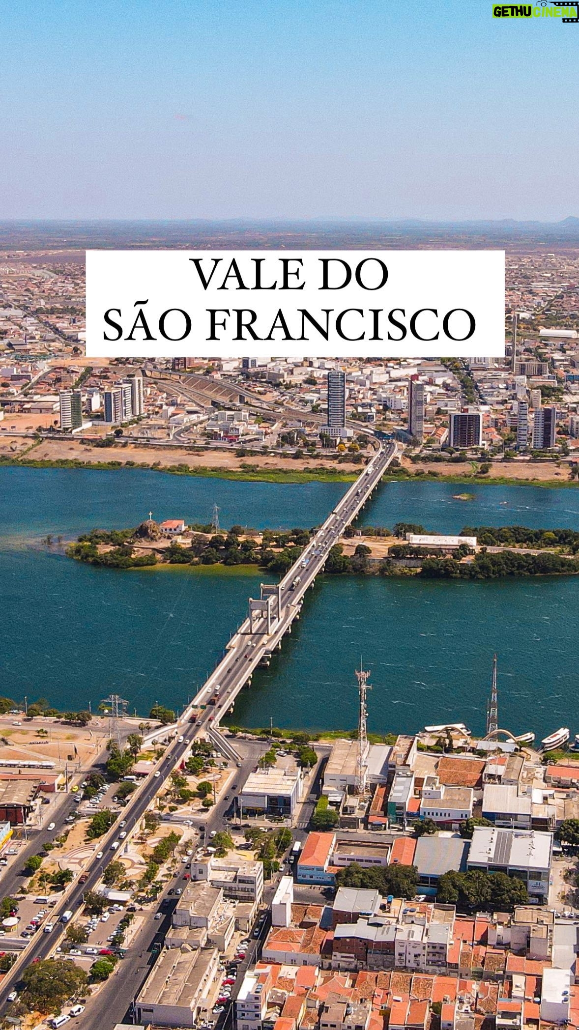 Matheus Boa Sorte - 2.7K Likes - O Velho Chico é um patrimônio do nosso Brasil. Um rio que carrega consigo, ao longo de seu vasto percurso, as tantas histórias que é testemunha em suas margens.
-
#VelhoChico #RioSãoFrancisco #RioSaoFrancisco #Bahia #MinasGerais #Alagoas #Pernambuco #Sergipe #Nordeste #Juazeiro #Petrolina #CasaNova