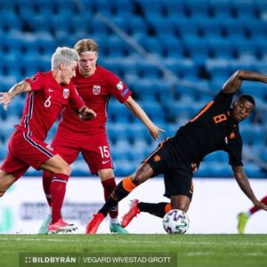 Mathias Normann Instagram - Good performance yesterday by the team, we deserved more!🙏🏽
the supporters was amazing, thanks🇳🇴

#norway #norwaynetherlands #🇳🇴 #normann