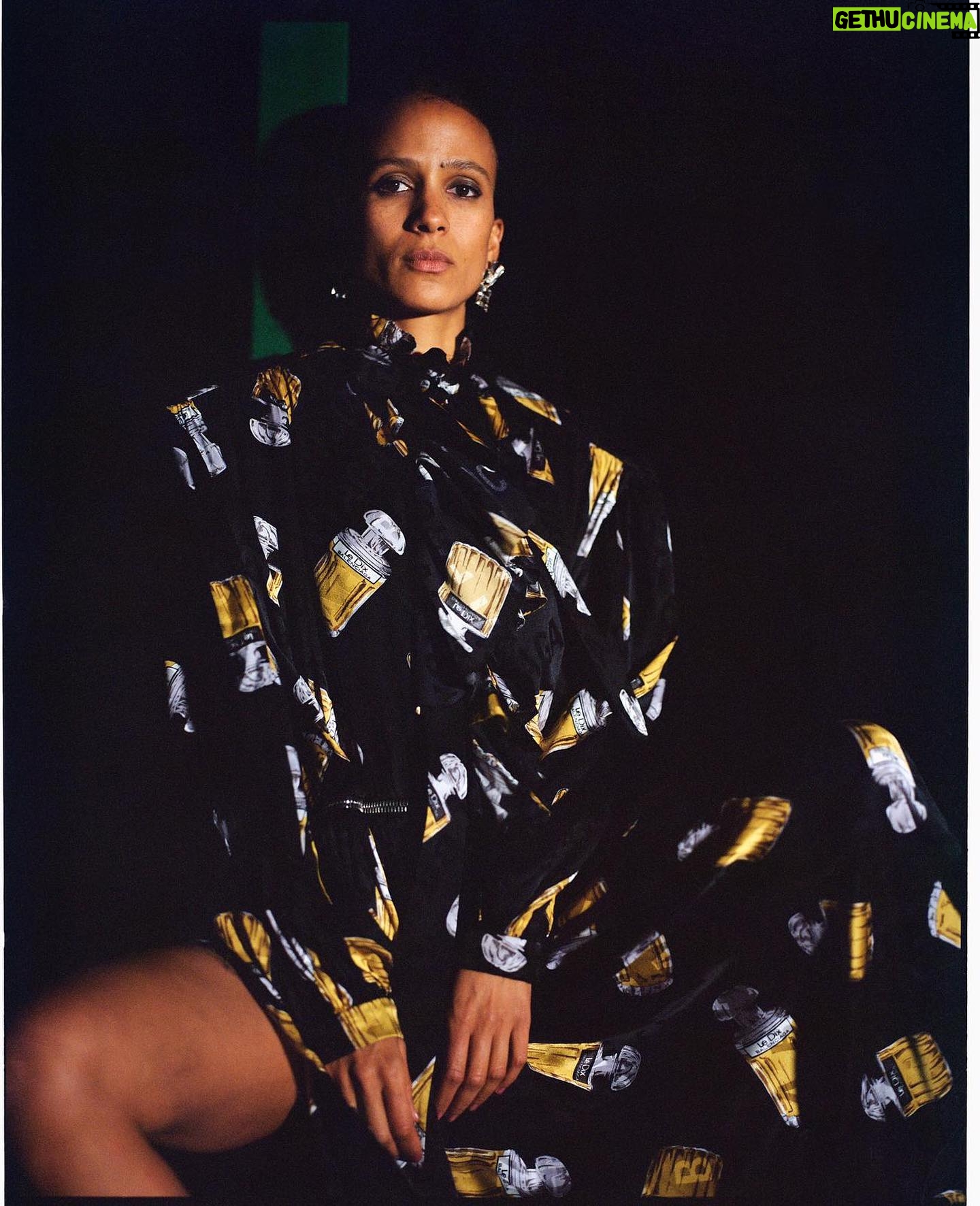 Mati Diop - 2.1K Likes - Shot by @mia.dabrowski 🦋
with @leopolda.duchemin with @papa_iceberg
for @vogue_ukraine about @atlantique_lefilm
THANK YOU 🖤🌞🤍