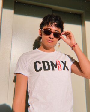 Matraka Traka Instagram - Nuestra ciudad, nuestro flow, nuestro estilo 😎
Se auténticx como @levismx 

👕 City Tee #LiveinLevis