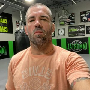 Matt Brown Instagram - How does pink/salmon look on me? I kinda dig it @rootsoffight is my favorite clothing company