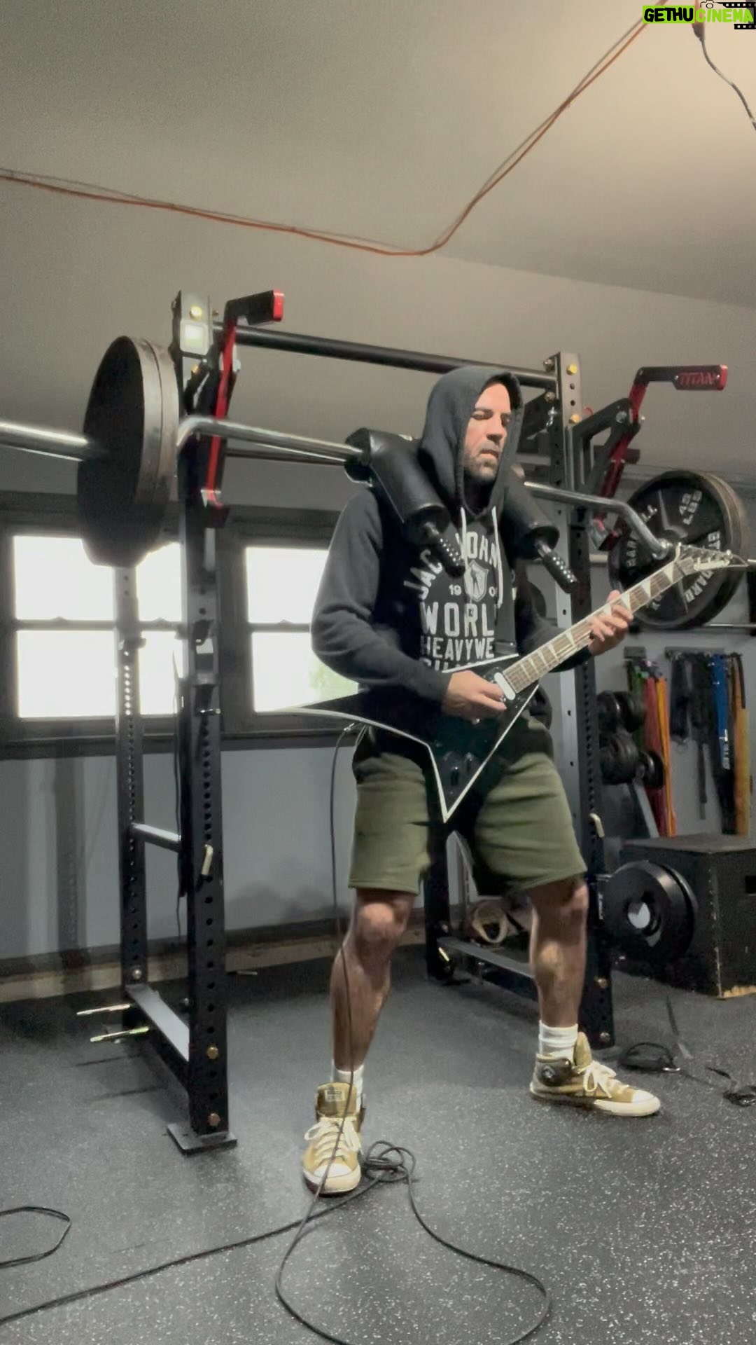 Matt Brown - 10.5K Likes - Ran out of energy in my legs before I could get it perfect lol I know it’s stupid but I was challenged so I went for it🤷🏻♂️