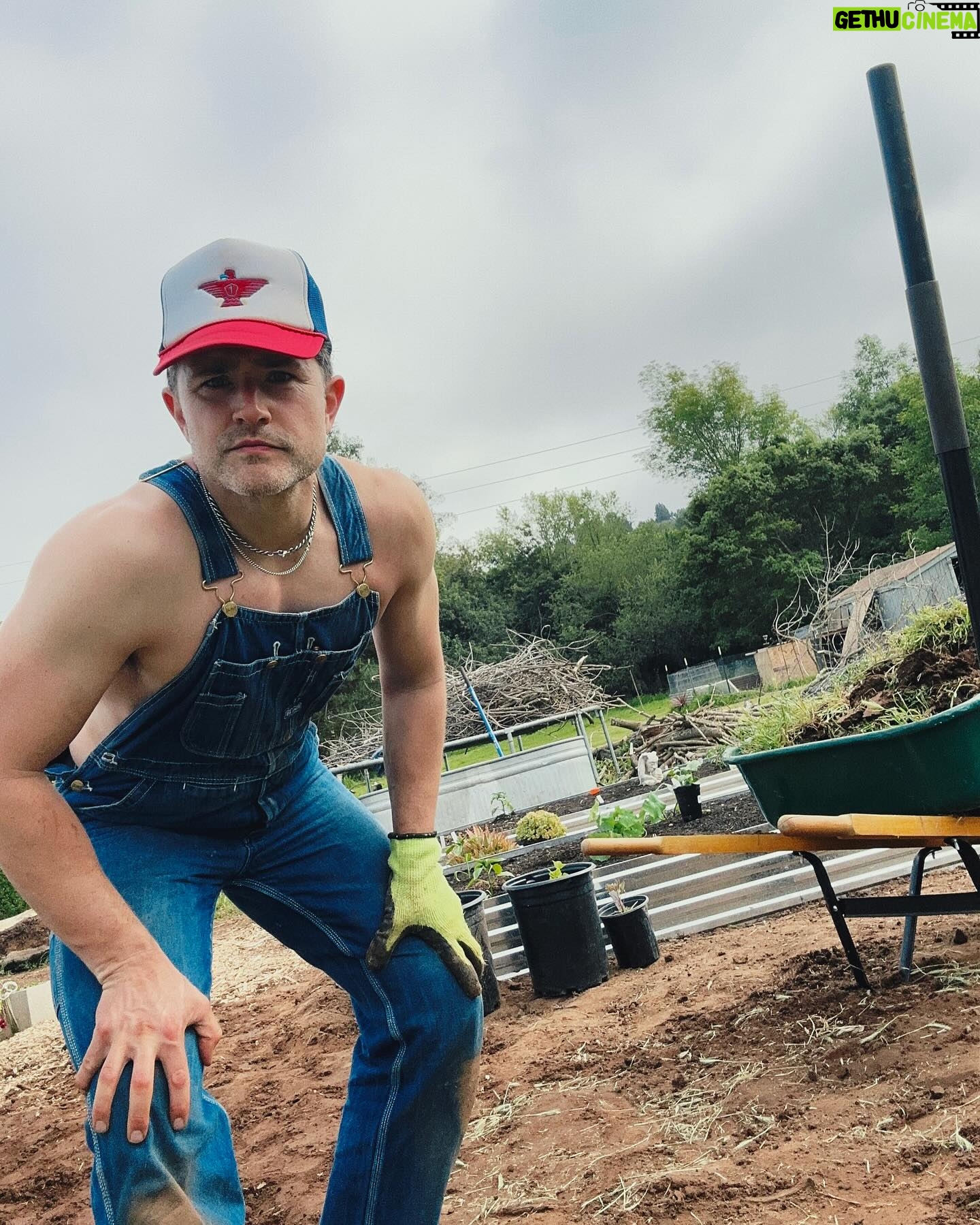Matt Dallas - 9.4K Likes - Be good to your mama 🌎