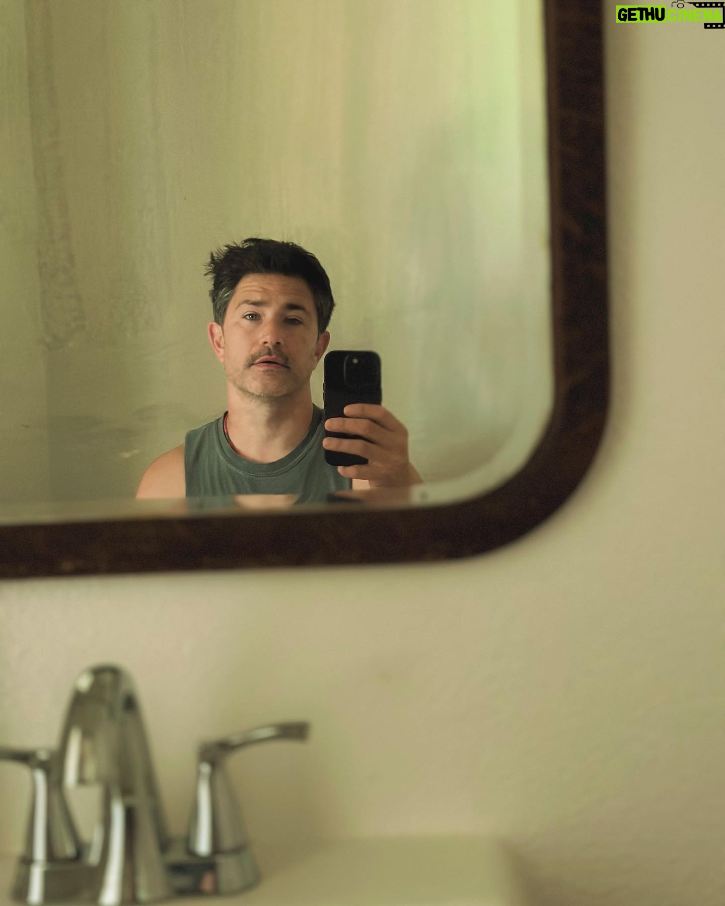 Matt Dallas - 7.1K Likes - Mirror finally hung in bathroom. Now I watch myself poop.