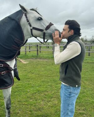 Matt Harnacke Instagram - Preparing to leave for a few days as I will head to Riyadh for the FEI World CupTM Finals Riyadh 2024. I cannot wait to be back in Saudi Arabia enjoying top sport and lots of different adventures around the city! The countdown is on 💪🏻✌🏻 @feiworldcupfinals #RoadToRiyadh #FEIWorldCupFinals #FEIJumping #FEIDressage #Riyadh2024