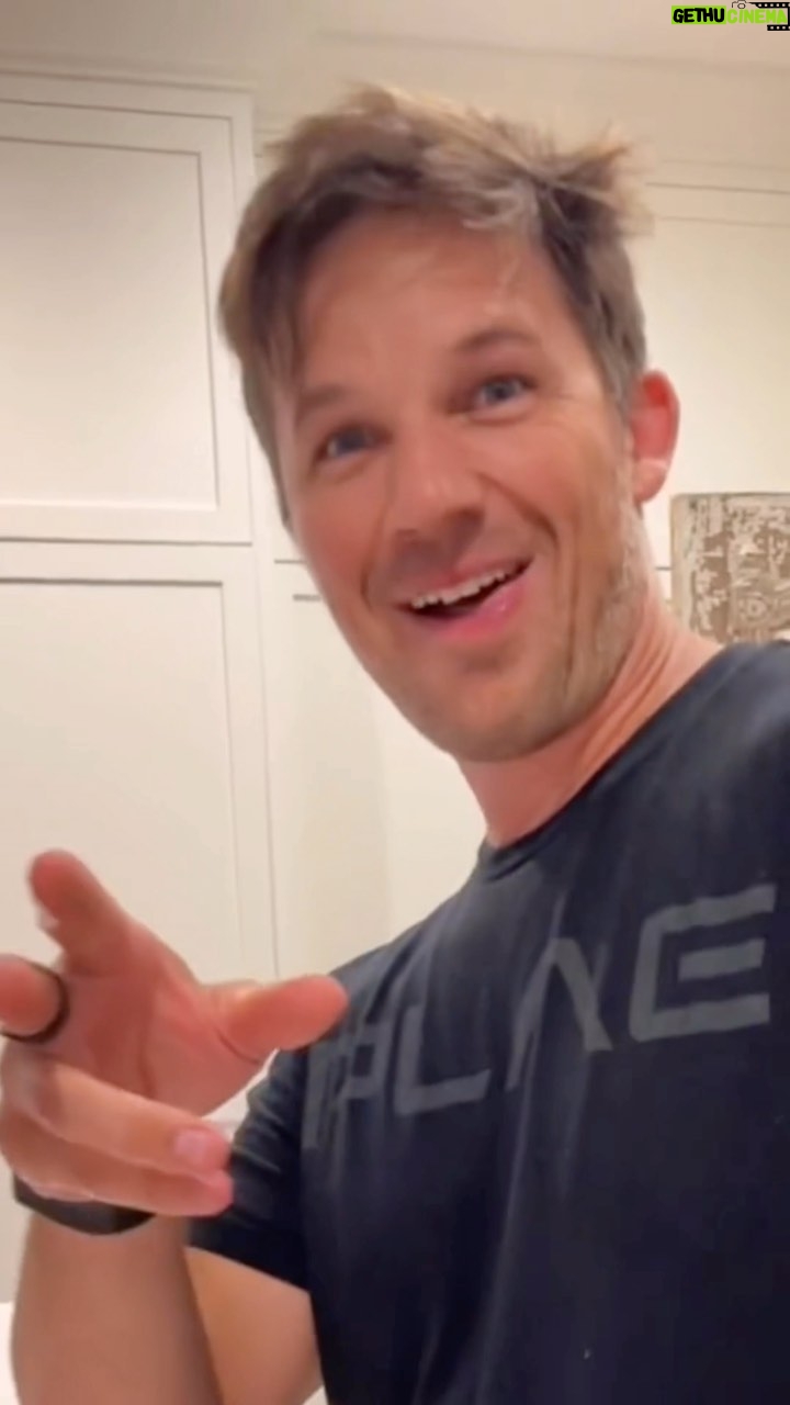 Matt Lanter - 14.6K Likes - Got him 😂 @mattlanter your face!! #prank #funnyhusband #dirtydancing
