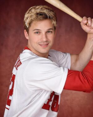 Matt Lanter Instagram - Biiiig day today. Tryouts for the local (?) baseball team. Been working real hard. Wish me luck! …. Then off to the Catalina Wine Mixer for my father’s major business. It’s goin up on a Tuesday! Ciao.