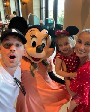 Matt Lanter Instagram - Disneyworld and Megacon Orlando, two days at home and now just landed in Anaheim for @starwarscelebration 2022! 
Disneyworld —> Disneyland 
Looking forward to seeing you all and signing some autographs… and maybe, just maybe I’ll get to permanently ruin someone else’s arm with a tattoo of my signature. 

AND can’t wait to see you all Saturday and Sunday’s special breakfast with Skyguy and Snips @ashleyeckstein and me!  A lot of fun coming up!
#starwarscelebration