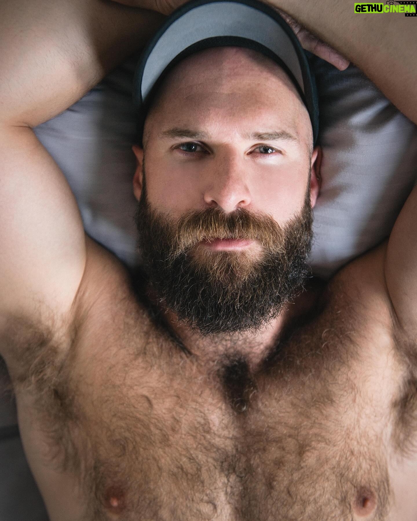 Matt Lister - 7.2K Likes - Nips get tips 💃🏼 who’s ready for another weekend doing absolutely NADA!? 😅💀 📸 @charlesmoriarty