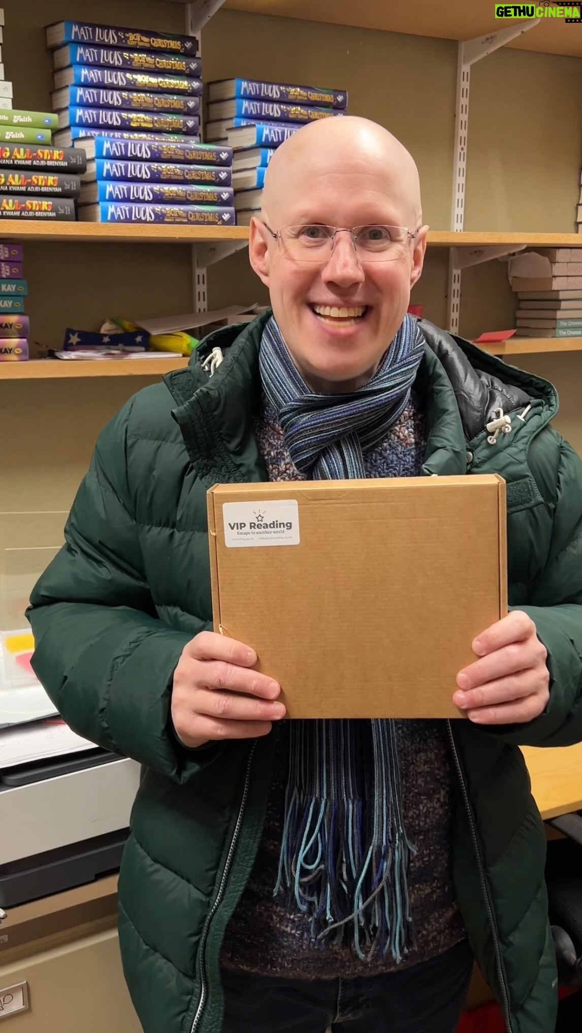 Matt Lucas - 1.6K Likes - What’s in this empty box?!🎁
Head to VIP Reading to get this box of magical treats
https://www.vipreading.co.uk/product/matt-lucas-bookbox/
#theboywhosleptthroughchristmas #christmasgifts #giftideas #musical #novel