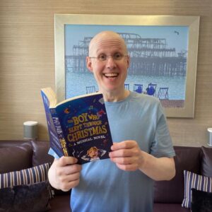 Matt Lucas Instagram - Today I am taking part in #readhouruk and the book I have chosen to sit down and enjoy is ‘The Boy Who Slept Through Christmas’ 

I hope everyone has as much fun reading it, as I had writing it!

#childrensbooks #reading #booklover