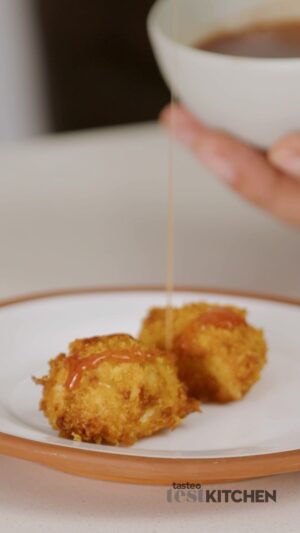 Matt Preston Instagram - Super crunch hot honey chicken bites, fresh from the air fryer. Find this recipe, and thousands of other quick, easy meal recipes, at taste.com.au or at the link in my bio 👆🏻

@taste_team @michellesouthancooks #airfryer #airfryerrecipe #recipe #easyrecipe #quickrecipe #dinnerrecipe #chickenrecipe #chicken #hothoney #chickenbites
