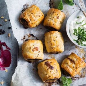 Matt Preston Instagram - We Love Sausage Rolls!

Read my feature with @MichelleSouthancooks from @taste_team/ @dailytelegraph on the best new sausage rolls via the link in bio above.

Includes Green Curry Thai style sausage rolls, Mo’Rockin’ Sausage Rolls and more, more, more!

#tasteteam #sausagerolls #sausage #yum #yummy #recipe #makeit