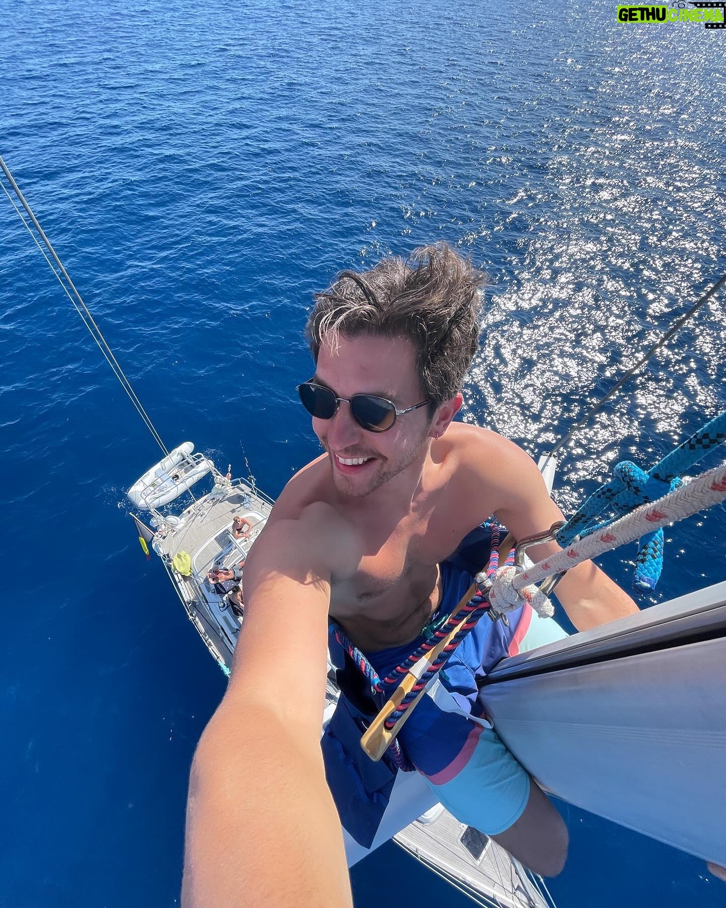 Matteo Simoni - 10.2K Likes - Sailing Boat Micheline.. āļø
@jeffparedis
@freparedis
@charlie.t.j.g
Thanks captain Johan Brabanders
