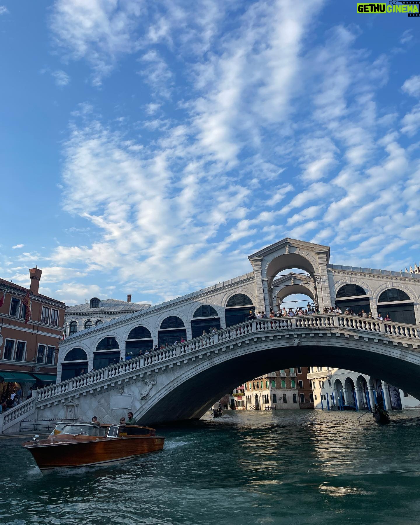 Matteo Simoni - 16.5K Likes - Love in Venice ā¤ļø