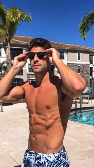 Matthew Andrews Instagram - Have this song on repeat! 
.
.
.
.
#firstclass #reels #instagram #instagramreels #thisweekoninstagram #nurse #pool #foryoupage