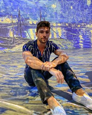 Matthew Andrews Instagram - “Find things beautiful as much as you can, most people find too little beautiful” - Vincent Van Gogh 
.
.
.
#vincentvangogh #vangoughexperience #art #vanggogh #gogh