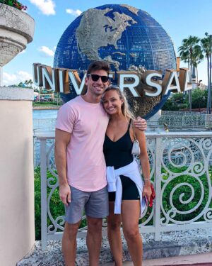Matthew Andrews Instagram - First time to @universalorlando and did everything!! We had such a great time! 

Need to figure out how to get butterbeer at home because it is ridiculously good! 

Also, I somehow managed to not just break my sunglasses but @alexis__wilson___ as well 😂😂 

#butterbeer #universalorlando #islandofadventure #harrypotter #harrypotterworld #hogwarts
