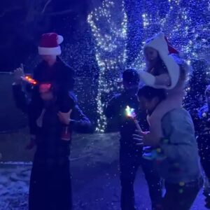 Matthew Bellamy Instagram - Fun @holidayroad 🎅🏻