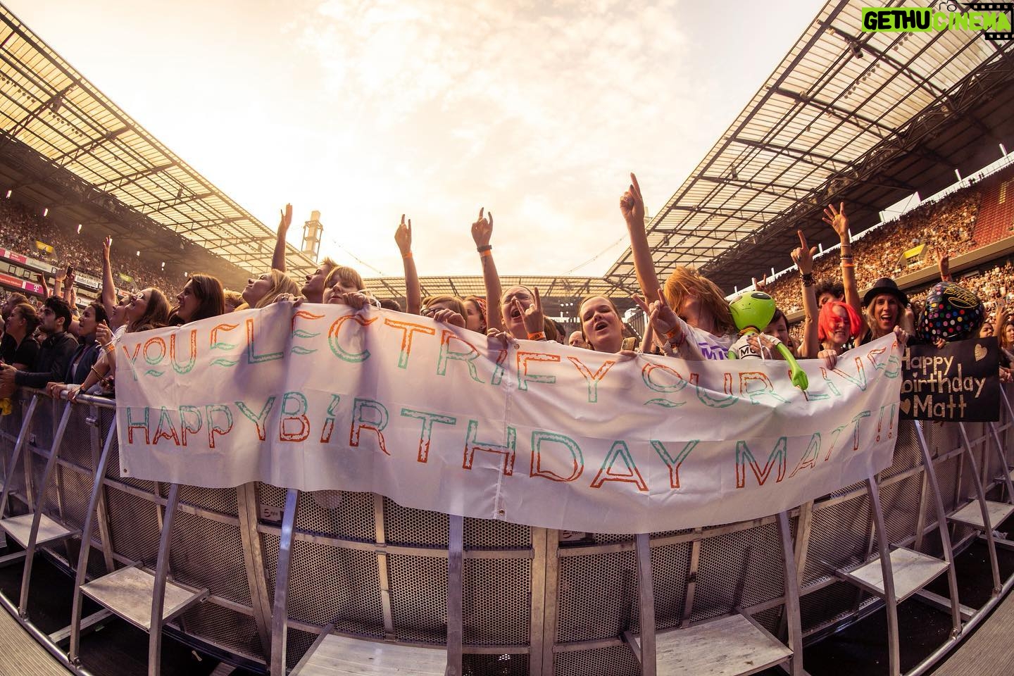 Matthew Bellamy - 25.1K Likes - Great way to celebrate my birthday, thank you Cologne for a great night ā¤ļøš©šŖ