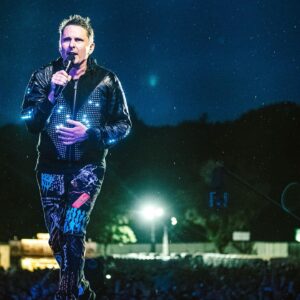 Matthew Bellamy Instagram - A wet and wonderful night in Glasgow! 🔥 🏴󠁧󠁢󠁳󠁣󠁴󠁿 🌧️