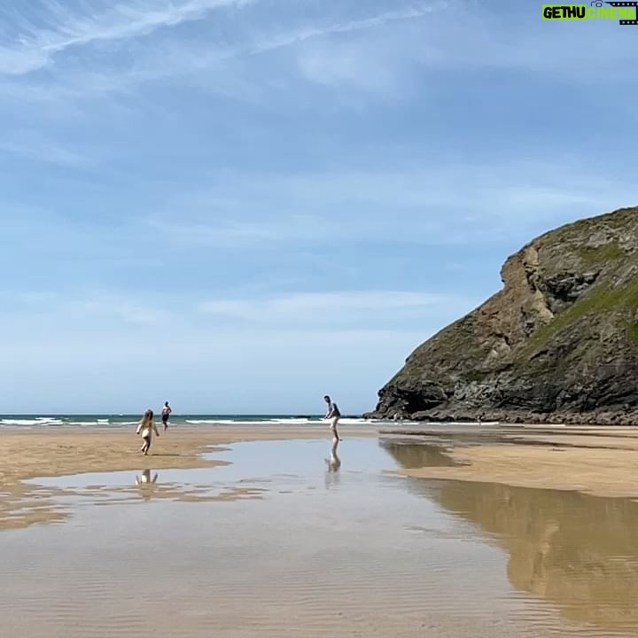 Matthew Bellamy - 63K Likes - Beach day, Cornwall šļø