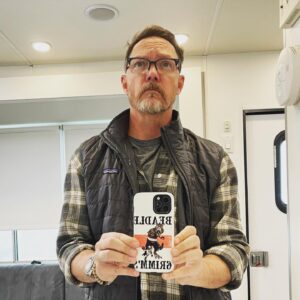 Matthew Lillard Instagram - Prep Day 1. #FNAF. #williamafton #purple