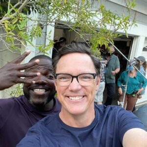 Matthew Lillard Instagram - May or may not be our last day on set but no matter what happens, we’re friends for life.  Thank you @nbcgoodgirls for giving me this big, beautiful collection of friends.